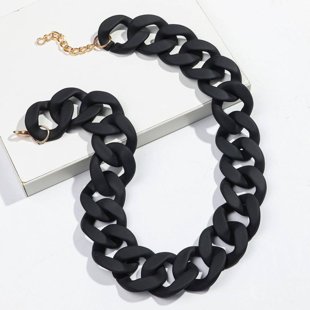 Cross‑border High‑Fashion Brand‑Style Necklace, European & American Popular Versatile Street‑Style Necklace, Acrylic with Rubber Matte Touch Coating